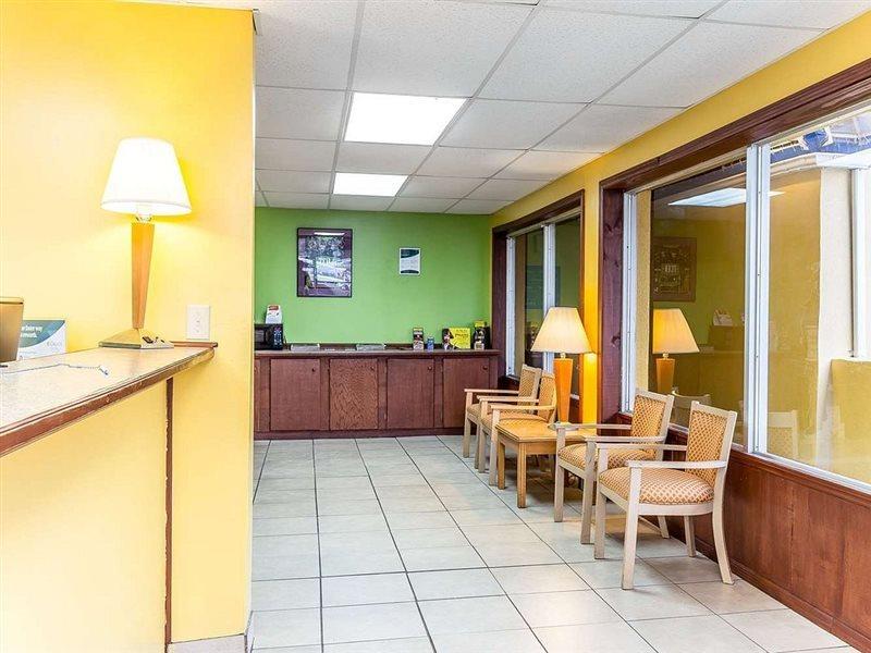 מירטל ביץ' Ocean Star Hotel (Adults Only) מראה חיצוני תמונה
