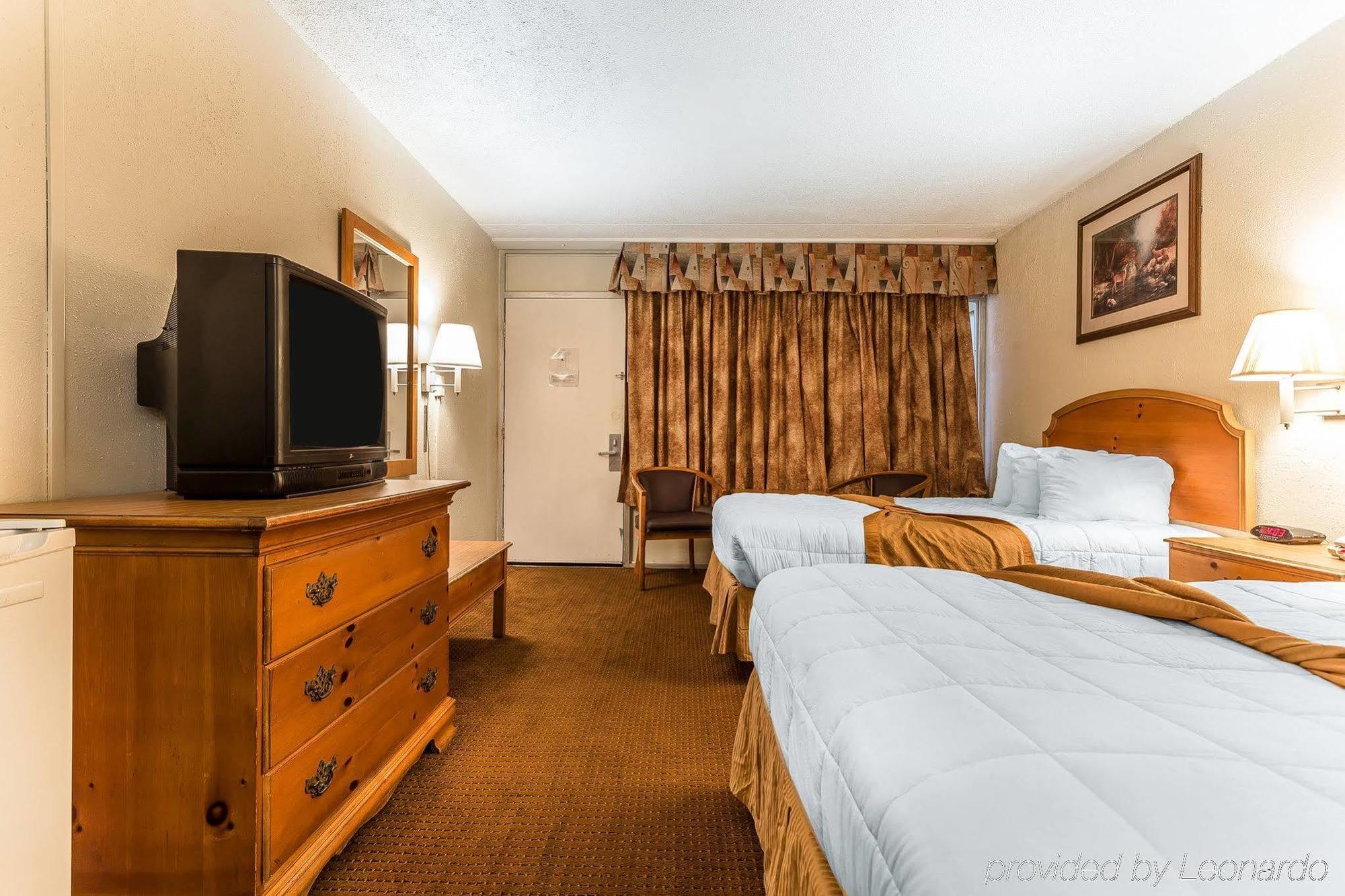 מירטל ביץ' Ocean Star Hotel (Adults Only) מראה חיצוני תמונה
